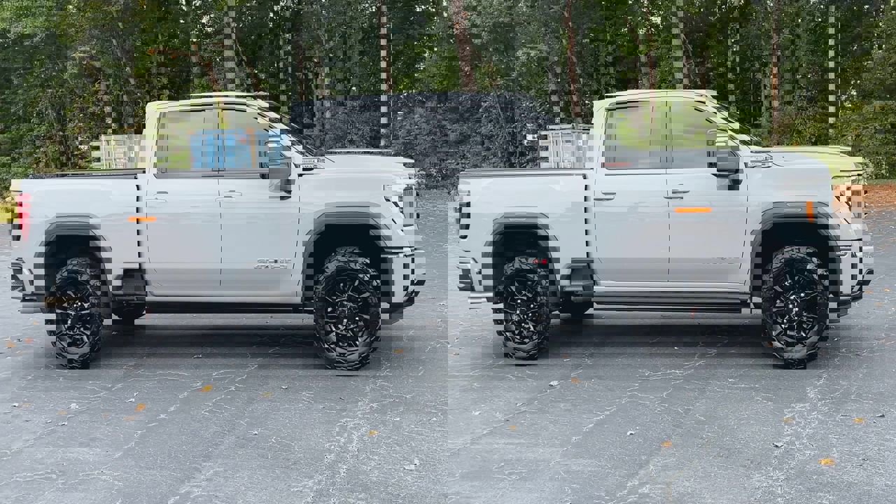 2025 Gmc Sierra 2500 HD AT4 photo 3