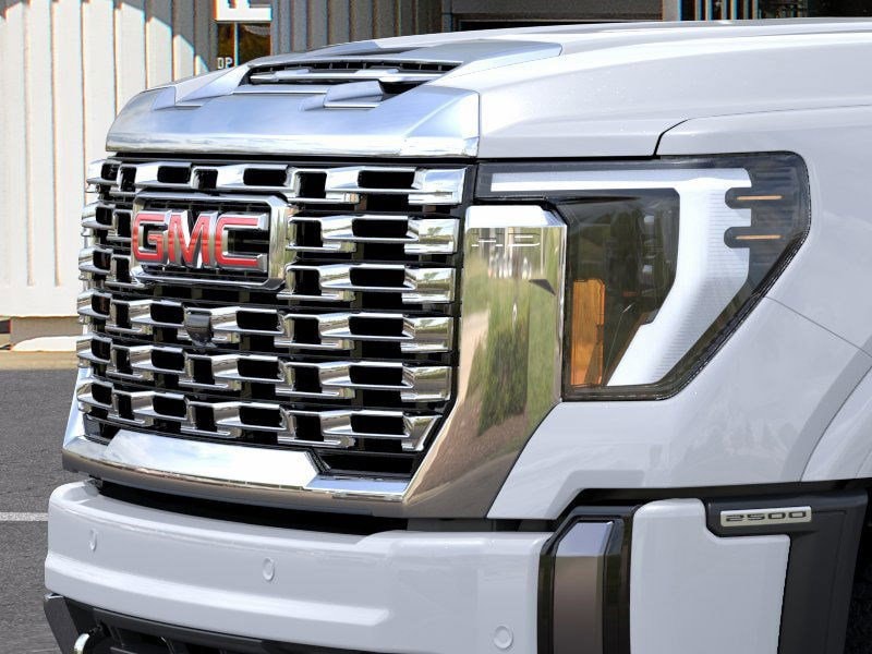2026 GMC Sierra 2500HD Denali - Photo 13