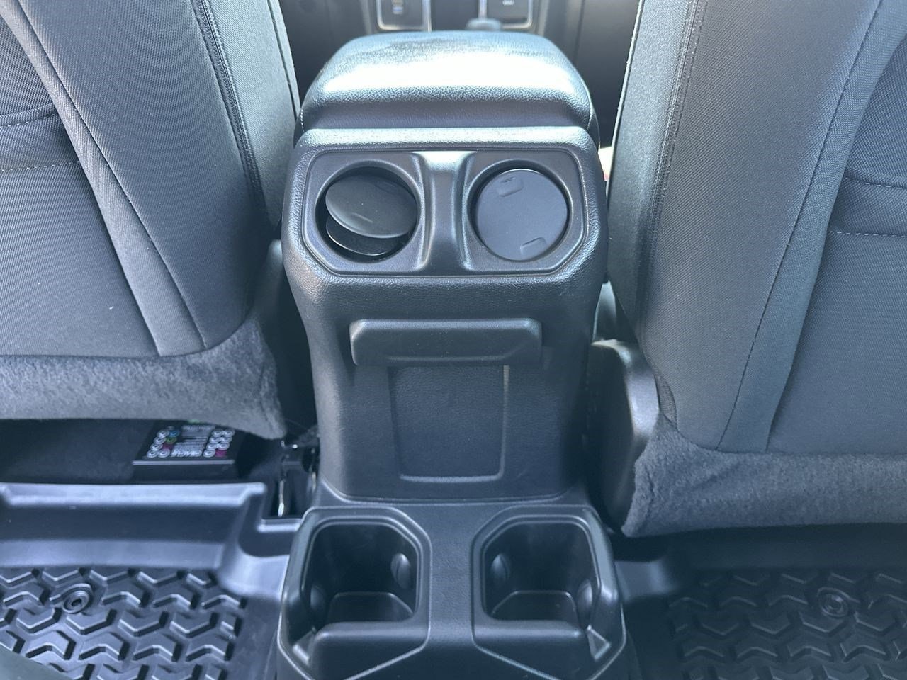 2021 Jeep Wrangler Unlimited Sport - Photo 22