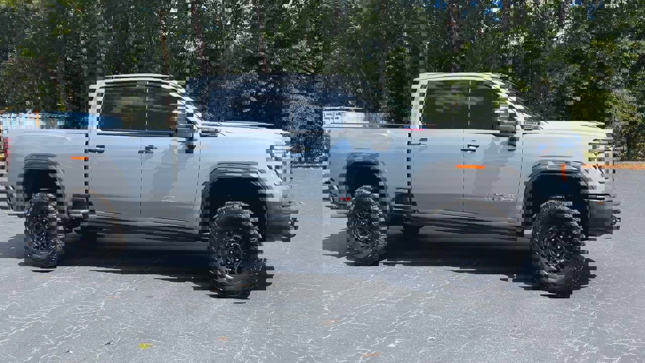 2024 Gmc Sierra 2500 HD AT4X photo 3