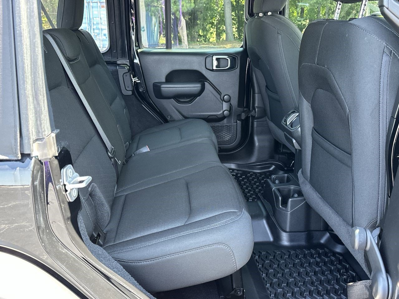 2021 Jeep Wrangler Unlimited Sport - Photo 28