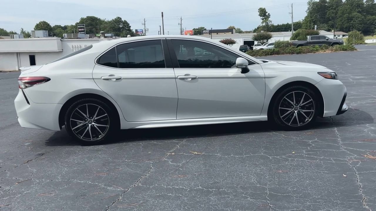 Used 2022 Toyota Camry SE with VIN 4T1G11AK4NU499124 for sale in Gainesville, GA