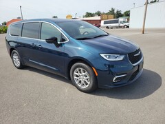 2025 Chrysler Pacifica SELECT Passenger Van