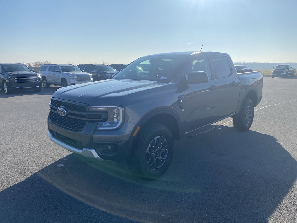 New 2025 Ford Ranger XLT XLT 4WD SuperCrew 5 Box