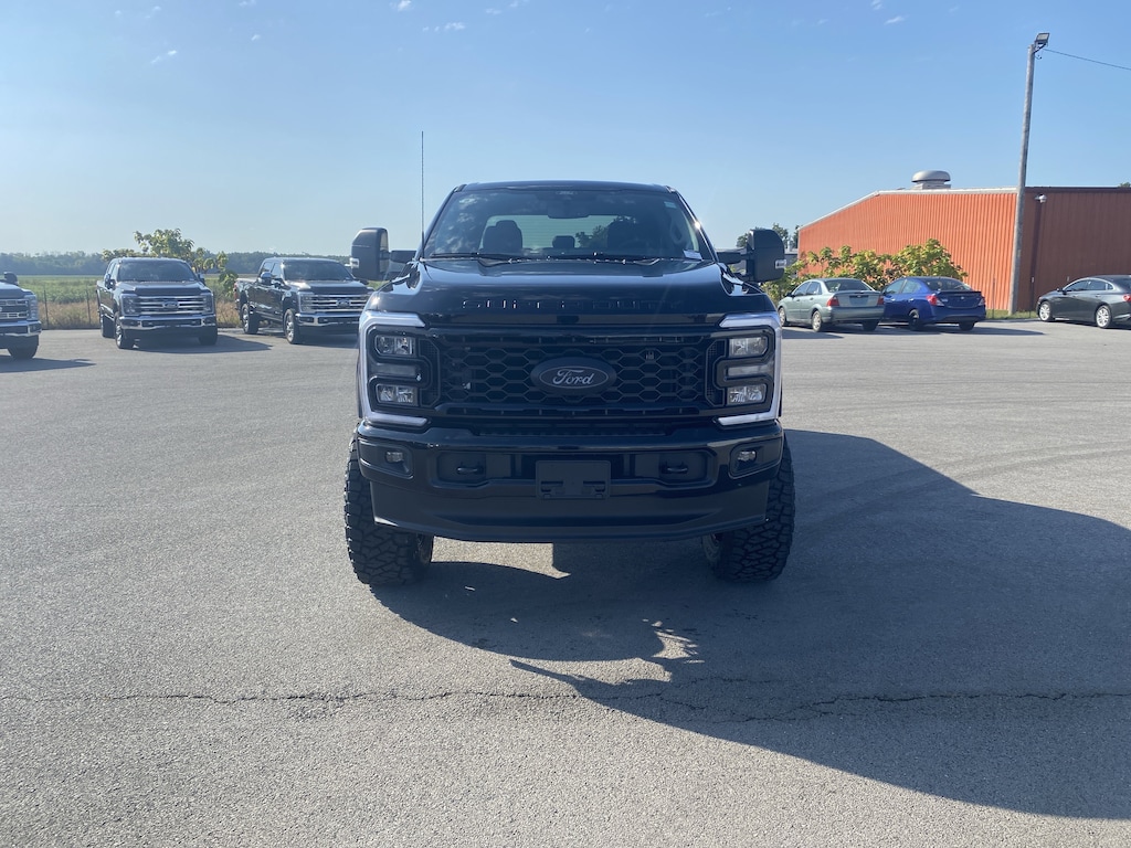 New 2025 Ford Super Duty F-250 SRW XLT XLT 4WD Crew Cab 8 Box