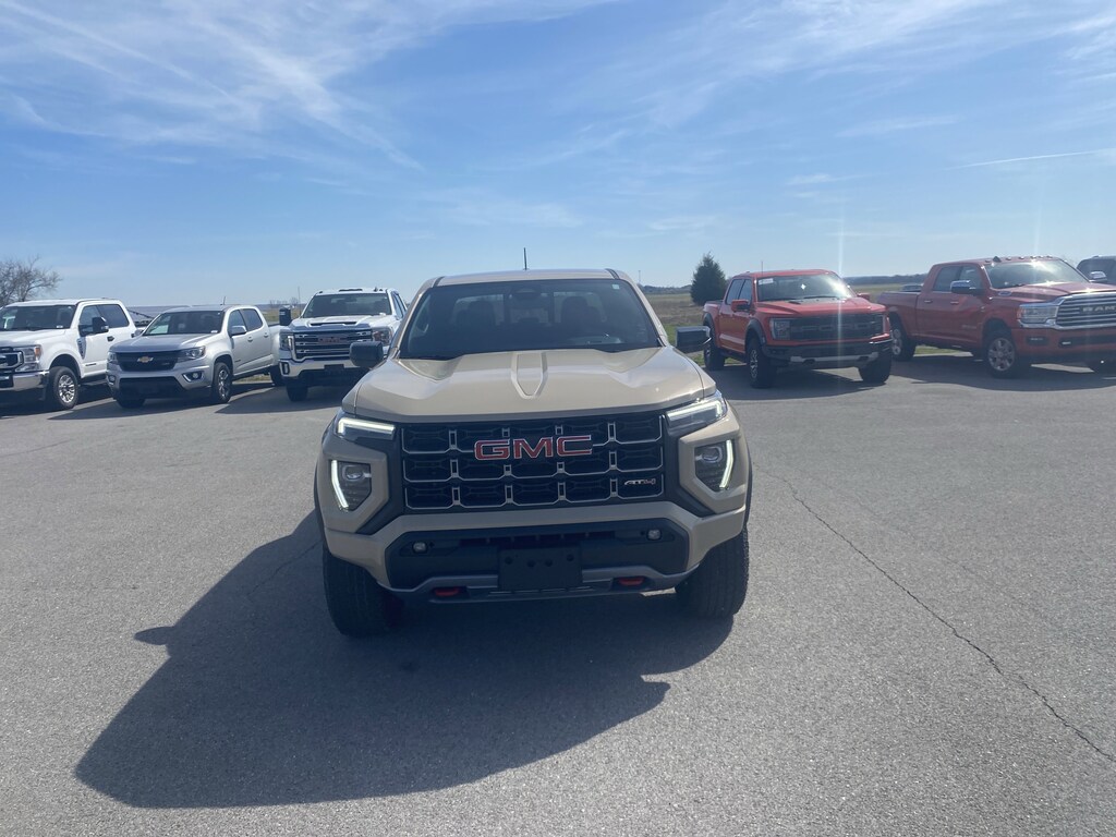 Used 2024 GMC Canyon 4WD AT4 4WD Crew Cab AT4