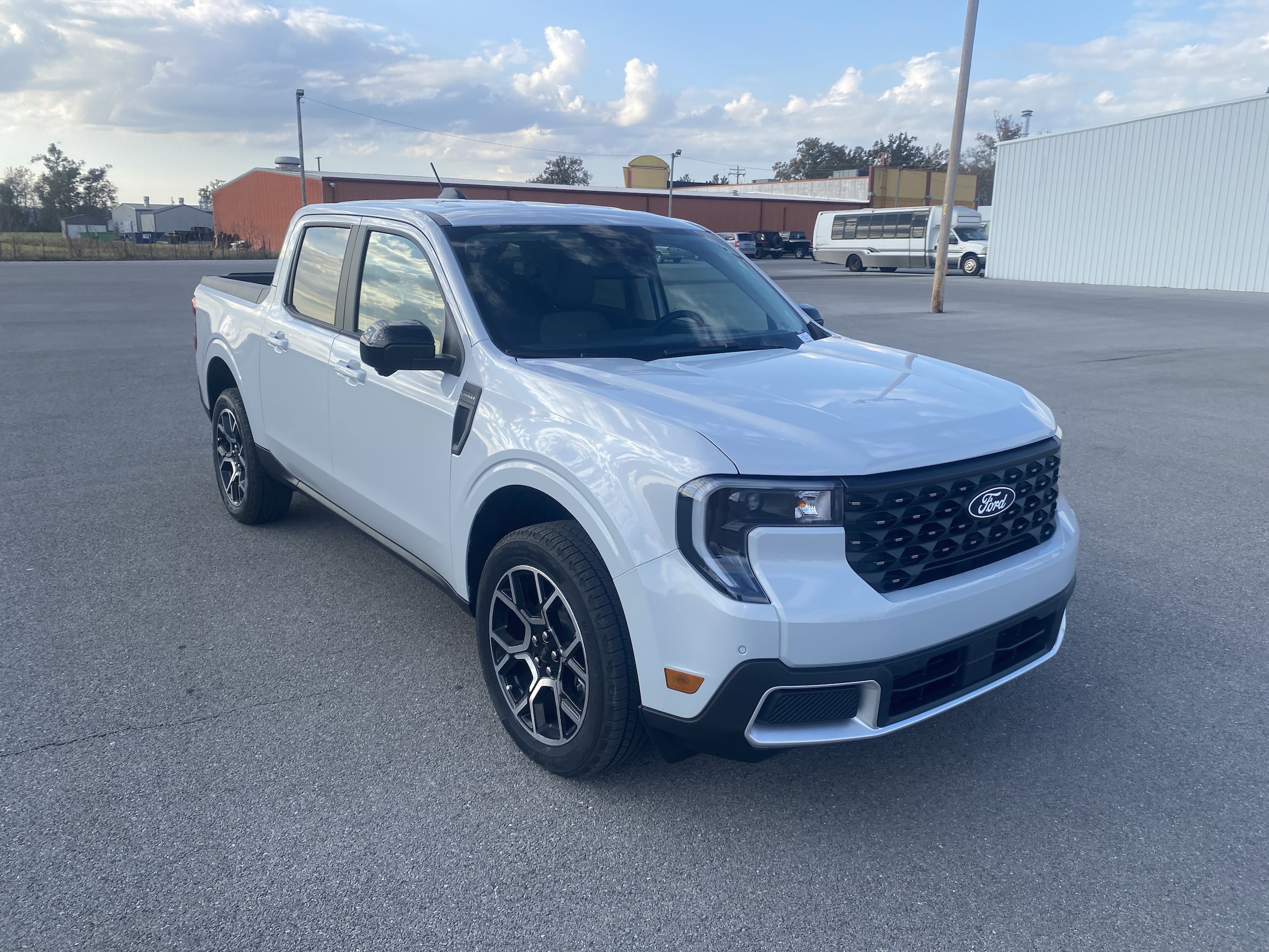 2025 Ford Maverick Lariat's photo