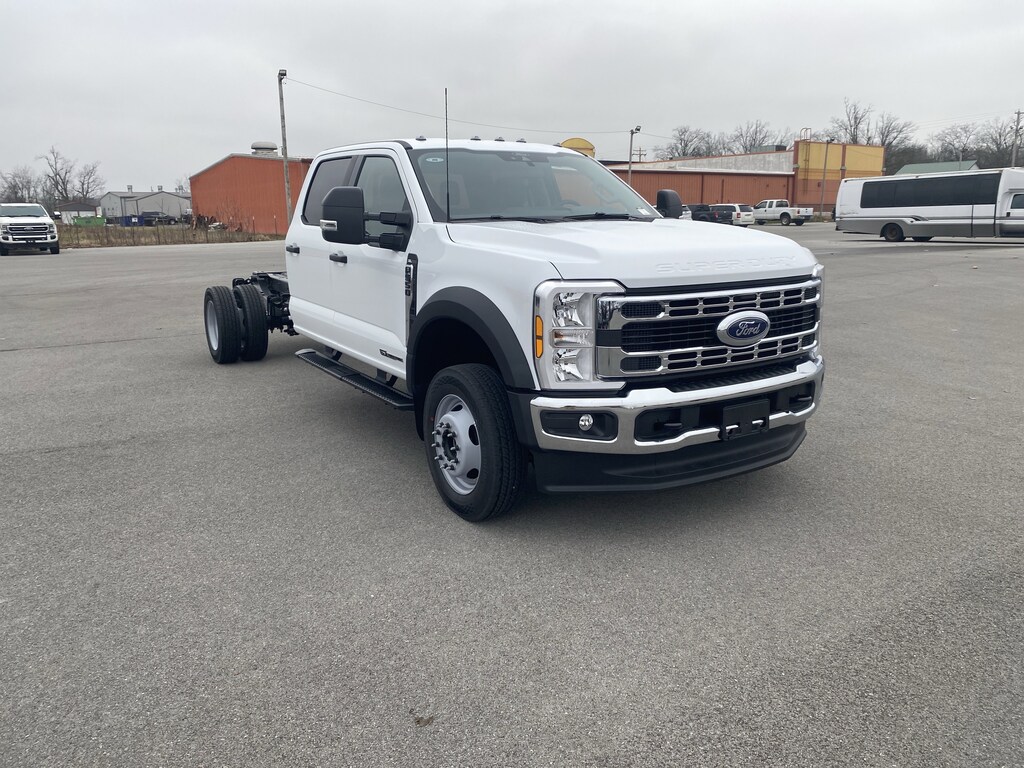 New 2026 Ford Super Duty F-550 DRW XL C/C CHAS DRW 4X4