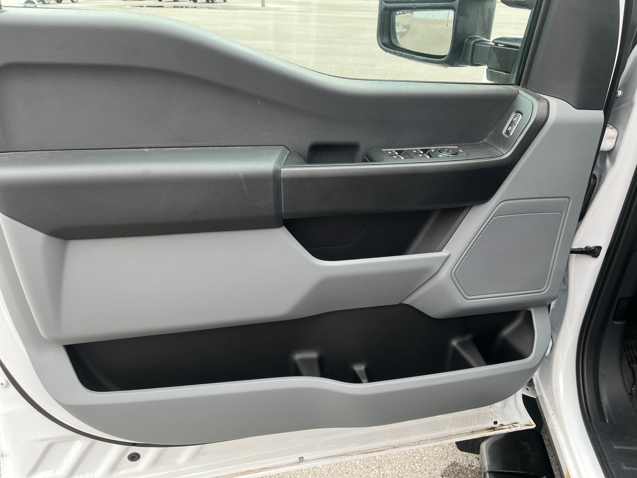 2026 Ford F-450 Super Duty XL - Photo 11