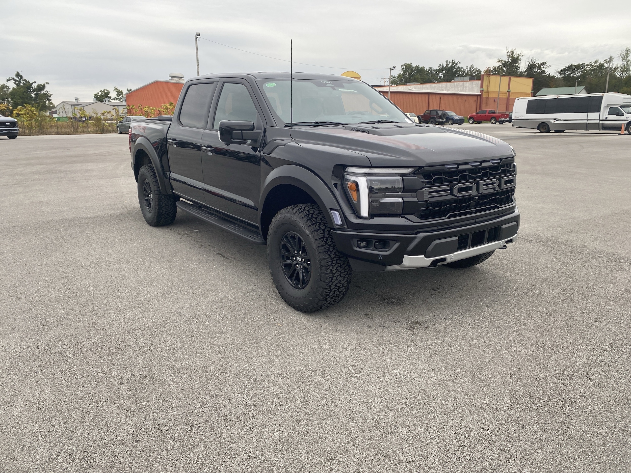2025 Ford F-150 Raptor's photo