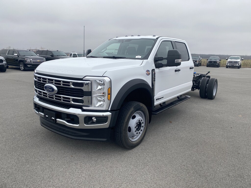 New 2026 Ford Super Duty F-550 DRW XL C/C CHAS DRW 4X4