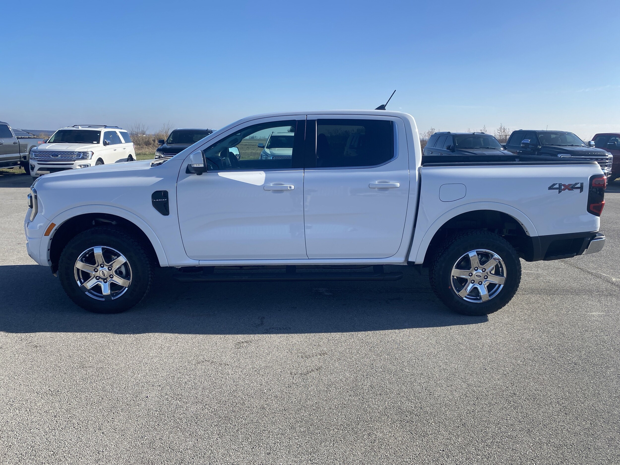 2025 Ford Ranger Lariat photo 2