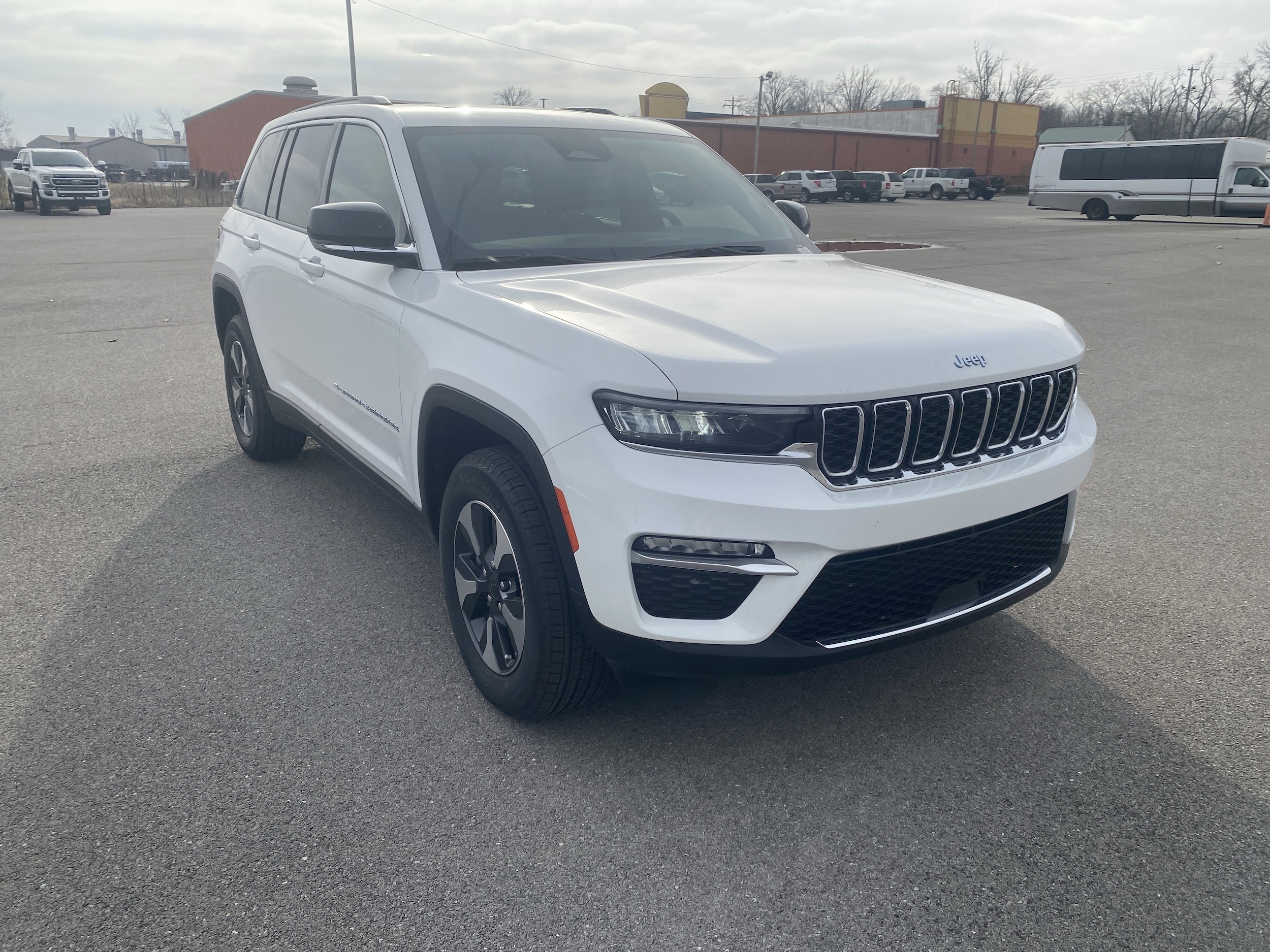 2024 Jeep Grand Cherokee 4xe's photo