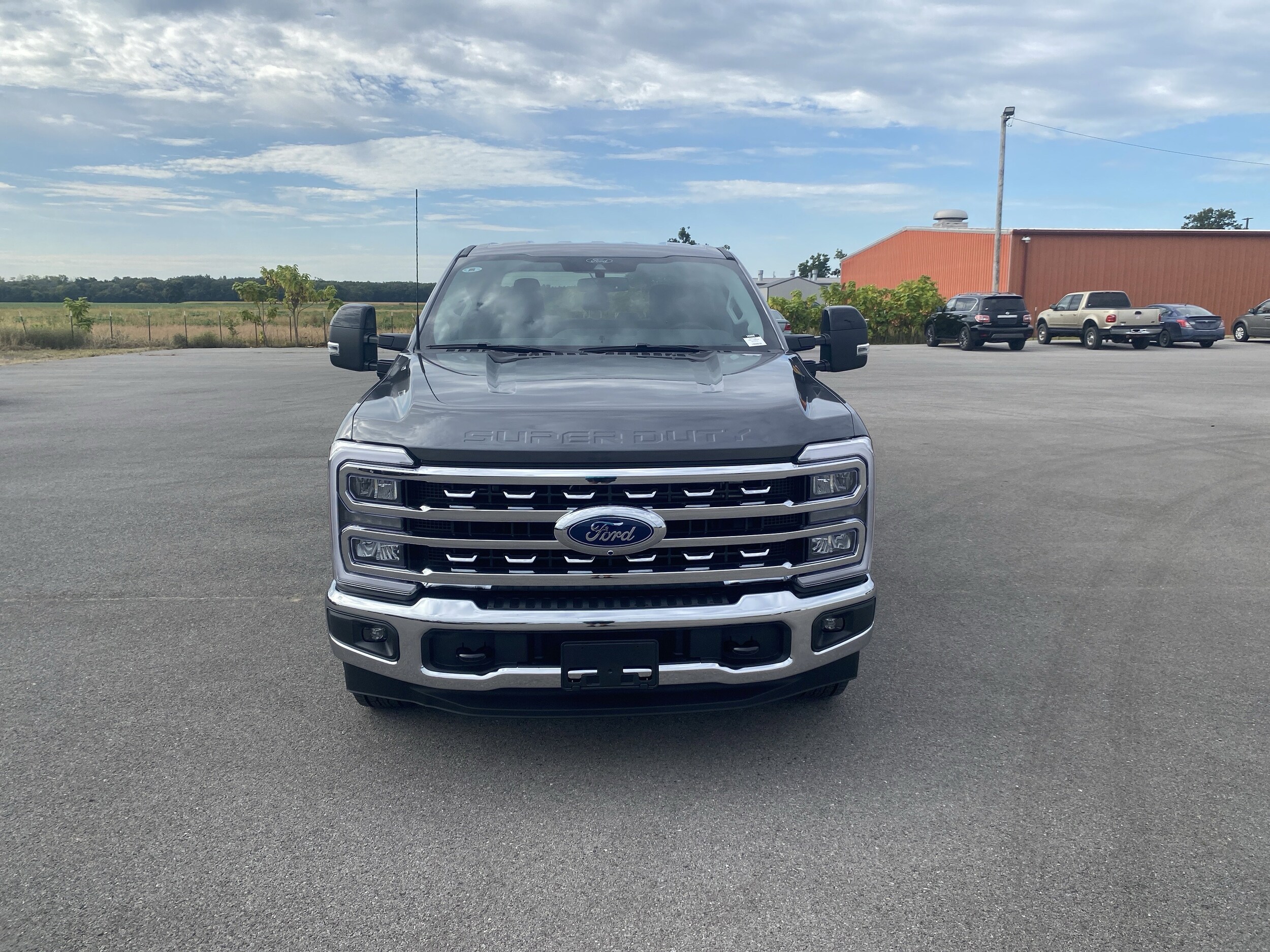 2026 Ford F-350 Lariat XL photo 2