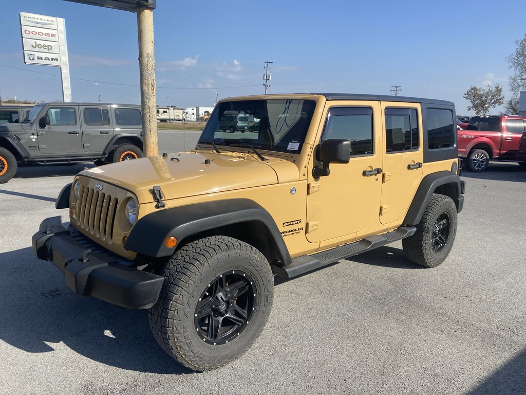 Used 2013 Jeep Wrangler Unlimited Sport 4WD Sport