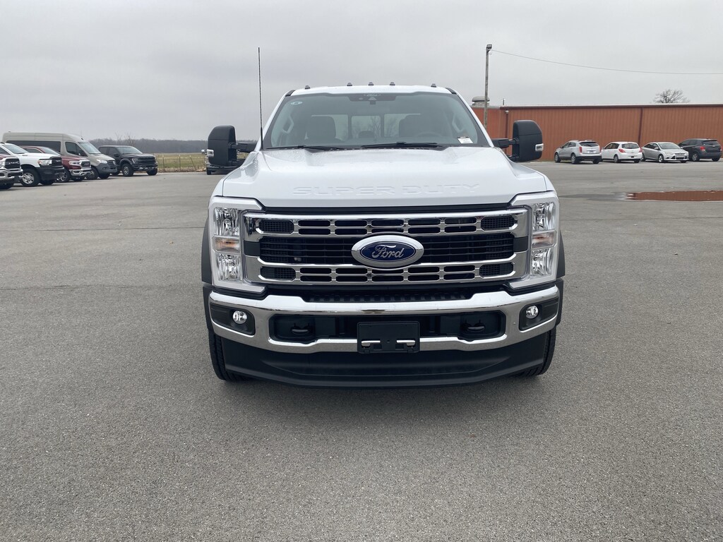 New 2026 Ford Super Duty F-550 DRW XL C/C CHAS DRW 4X4