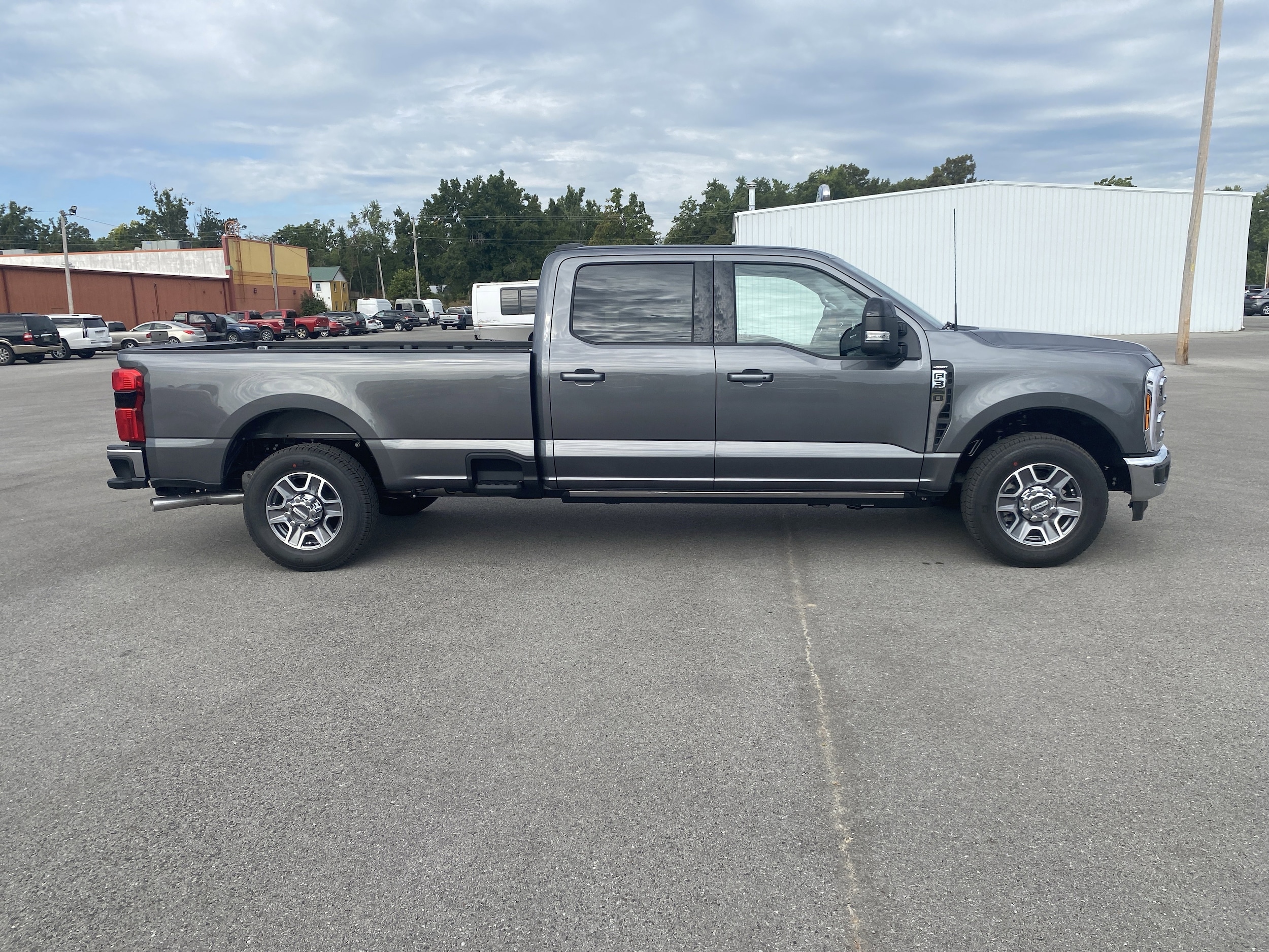 2026 Ford F-350 Super Duty Lariat - Photo 8