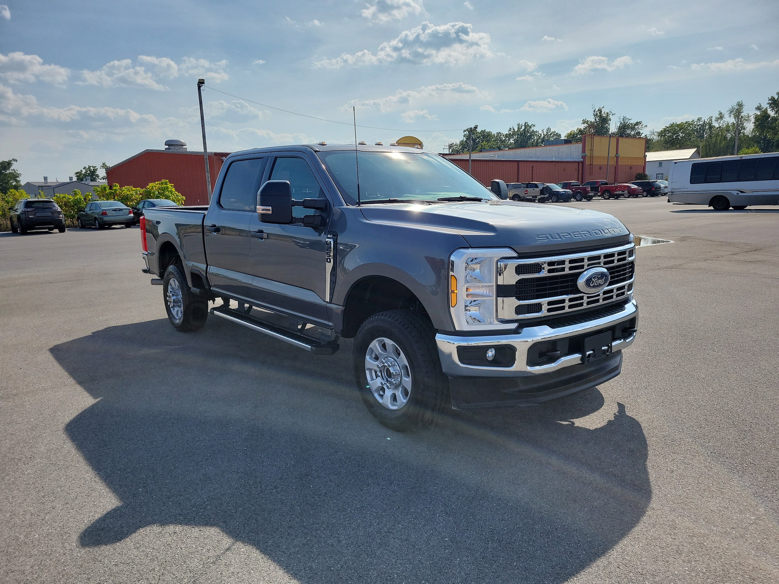 2024 Ford F-250 Super Duty XLT's photo
