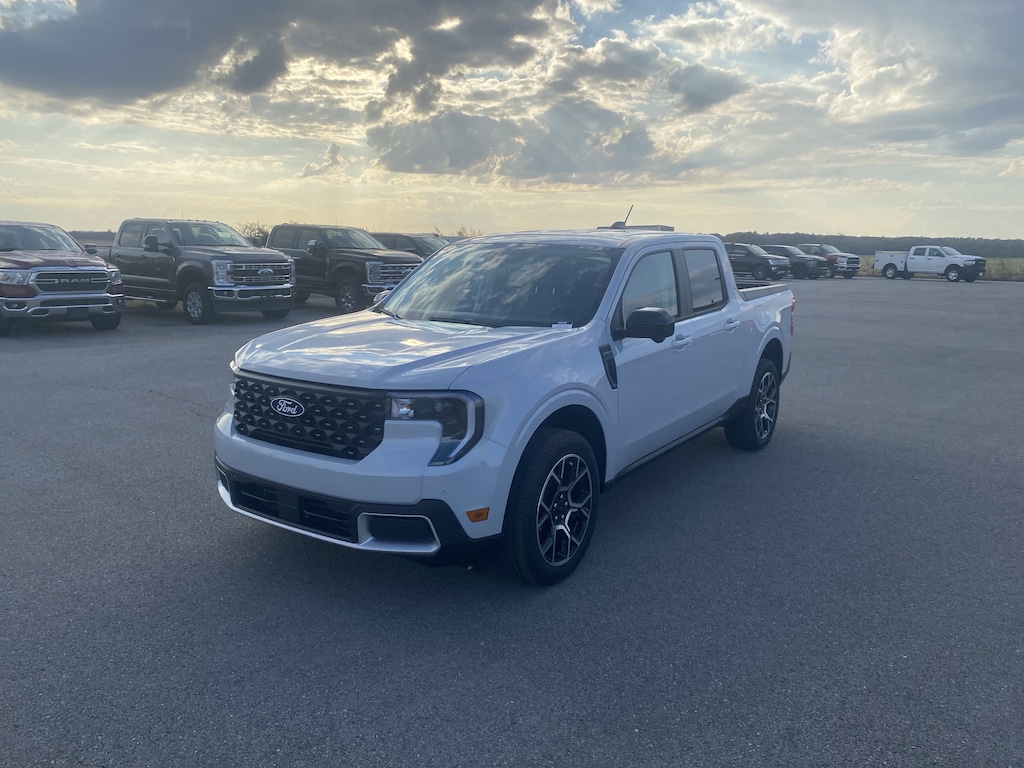 New 2025 Ford Maverick LARIAT LARIAT AWD SuperCrew