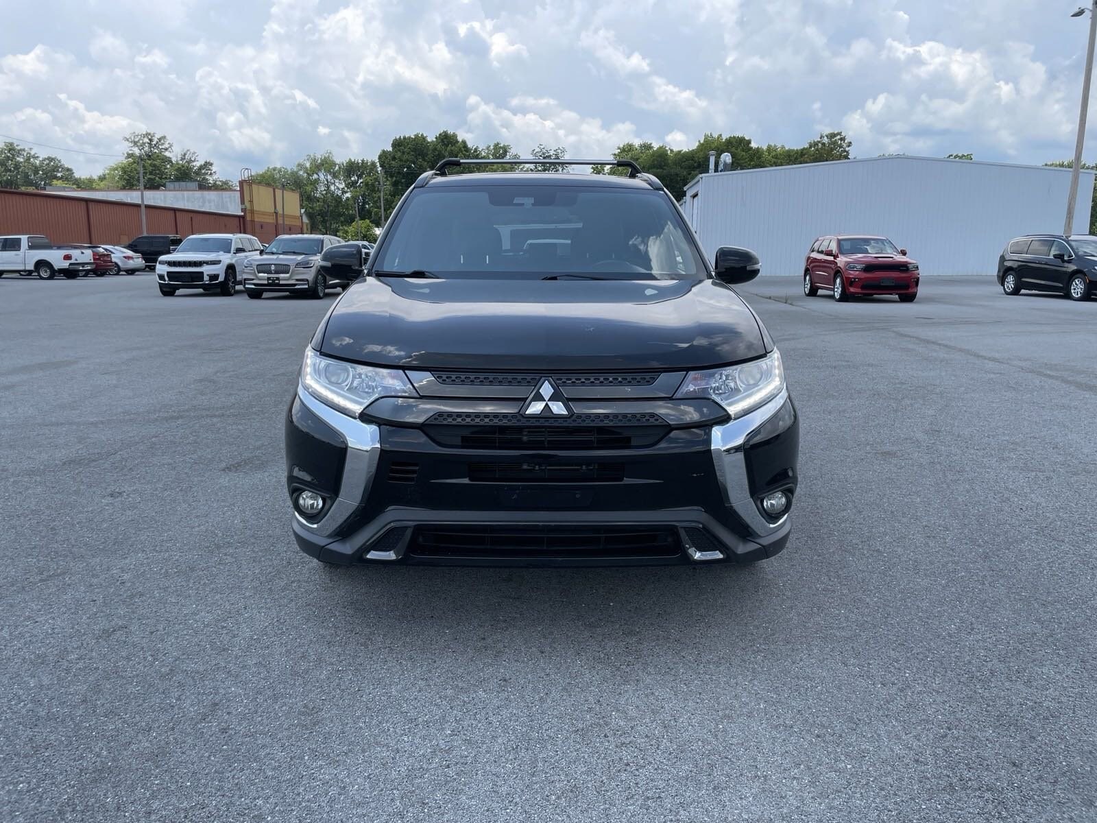 Used 2020 Mitsubishi Outlander LE with VIN JA4AZ3A37LJ001496 for sale in Harrisburg, IL