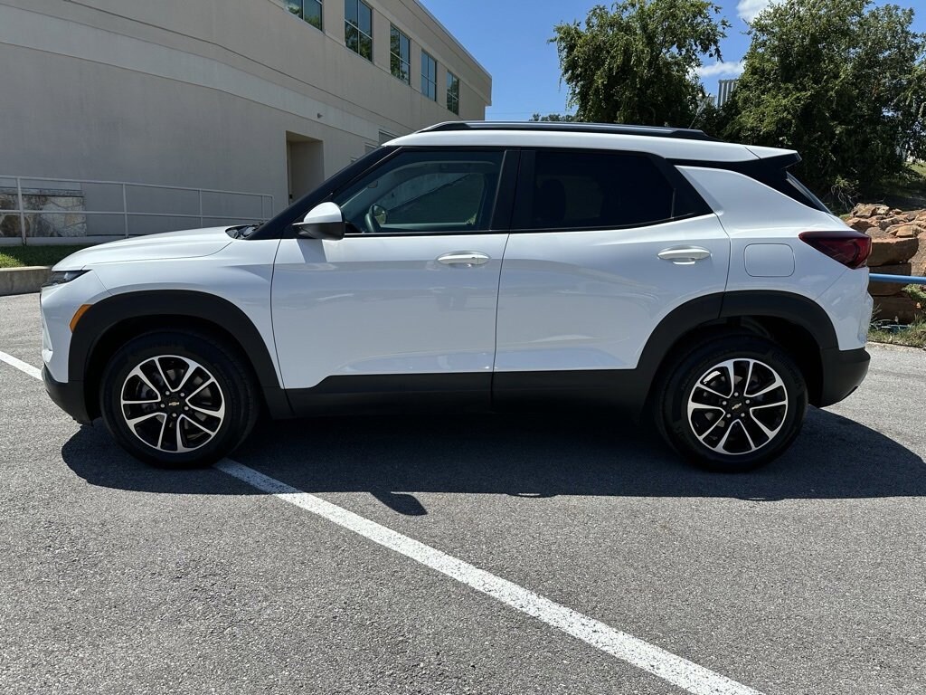 Used 2025 Chevrolet Trailblazer LT SUV