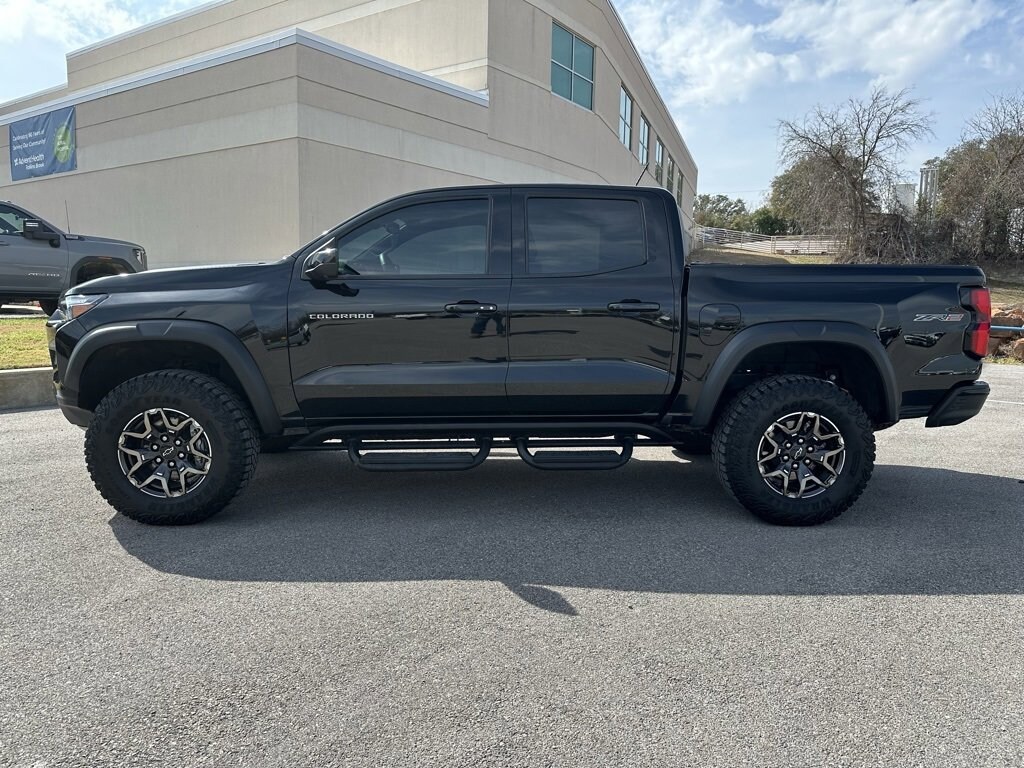 Used 2025 Chevrolet Colorado ZR2 Truck