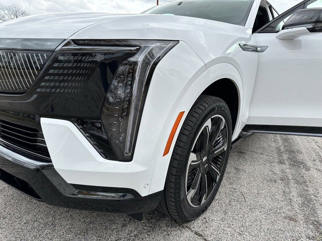 2025 Cadillac Escalade IQ Sport 1 - Photo 45