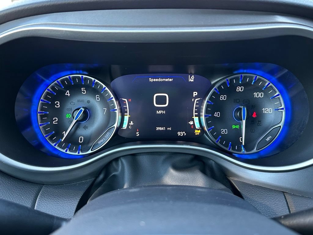 2025 Chrysler Pacifica Select - Photo 49
