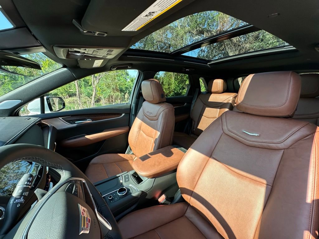 2025 Cadillac XT5 Sport - Photo 16