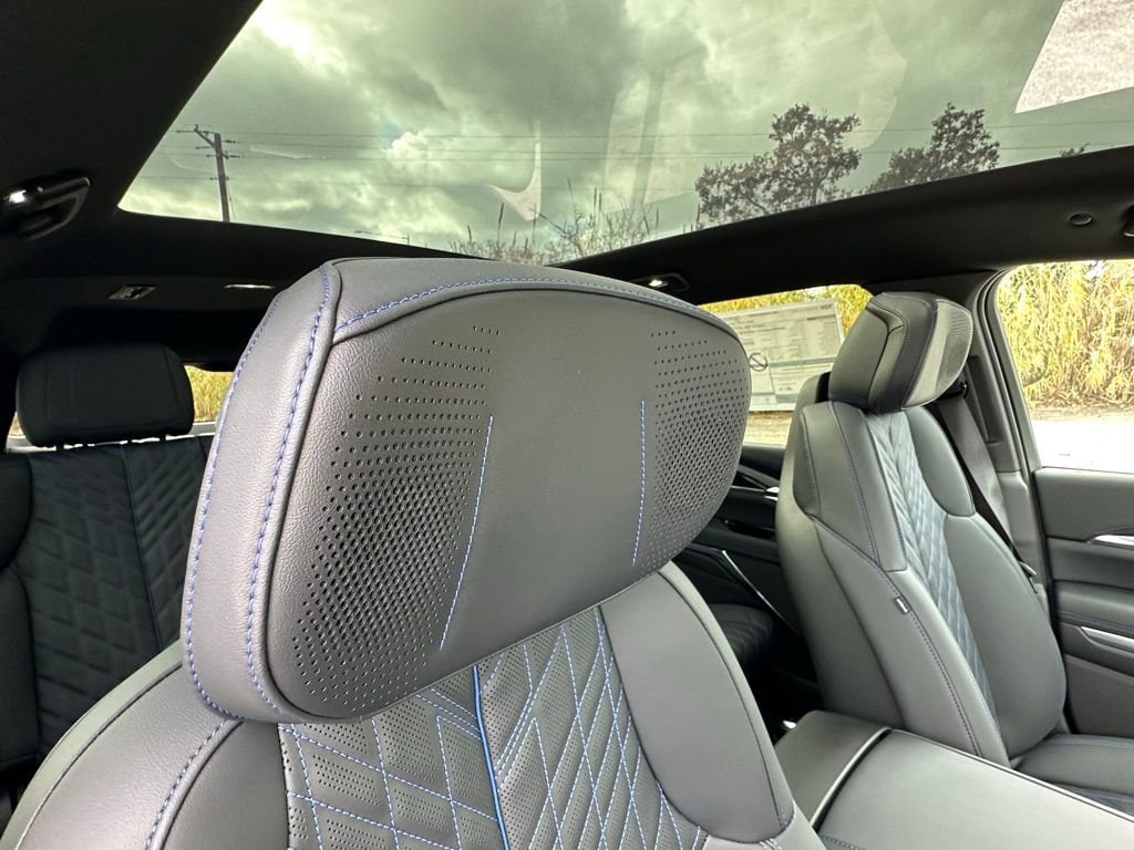 2025 Cadillac Escalade IQ Sport 1 - Photo 19