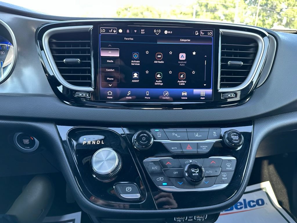 2025 Chrysler Pacifica Select - Photo 41