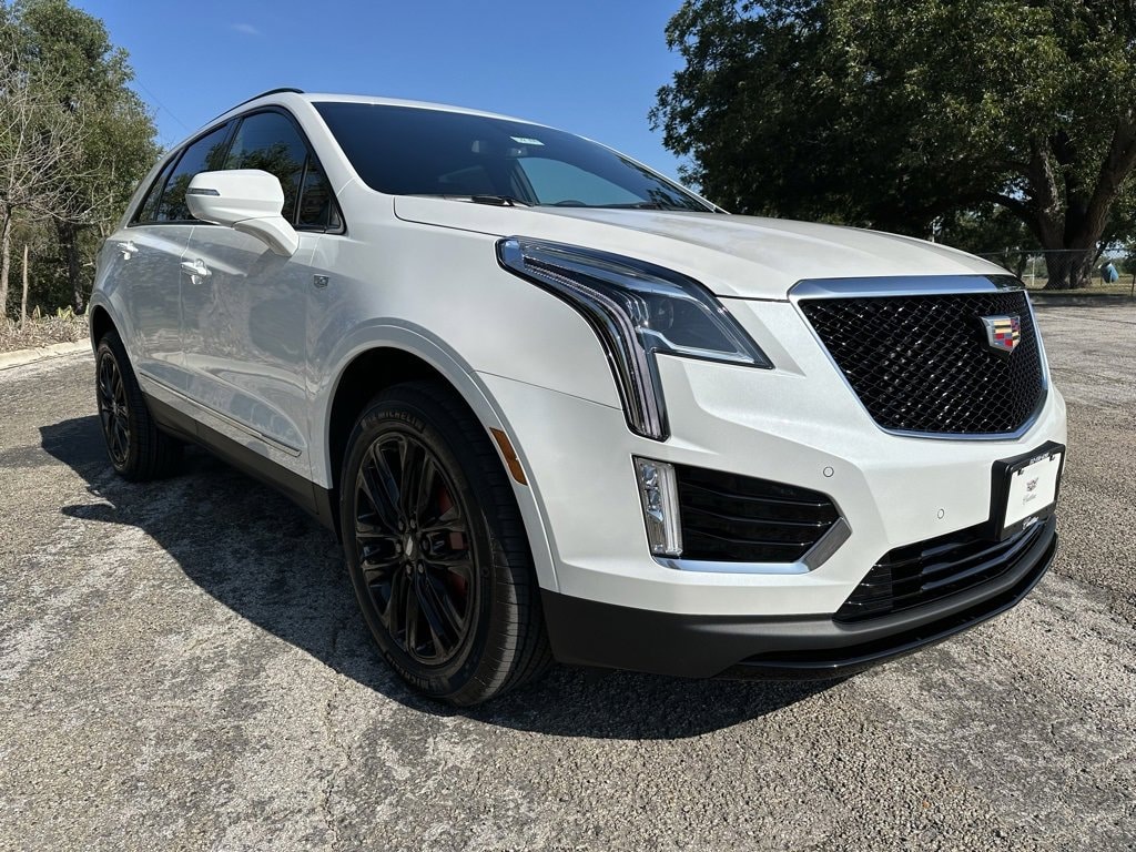 New 2025 CADILLAC XT5 Sport SUV