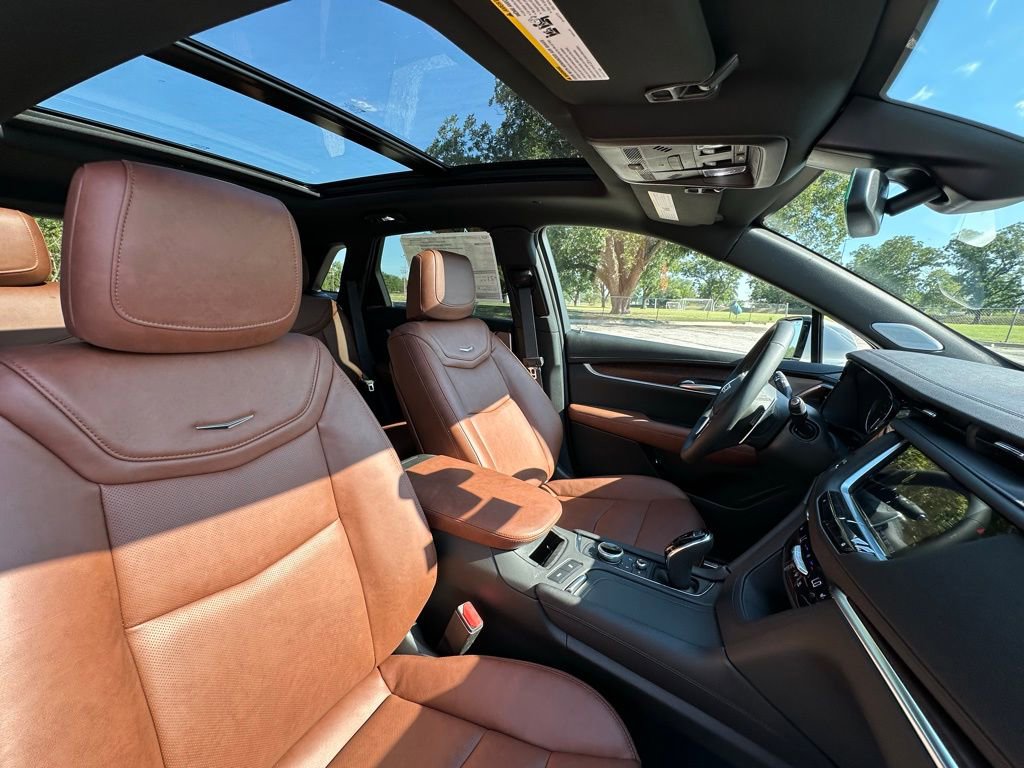 2025 Cadillac XT5 Sport - Photo 14