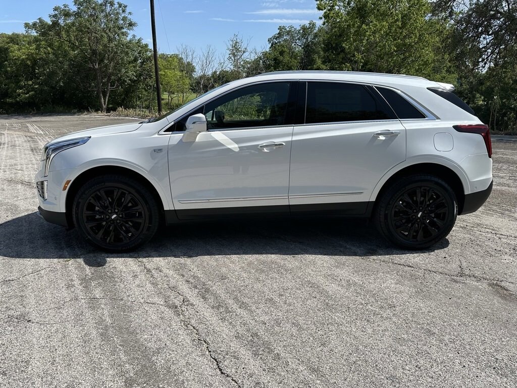 New 2025 CADILLAC XT5 Premium Luxury SUV