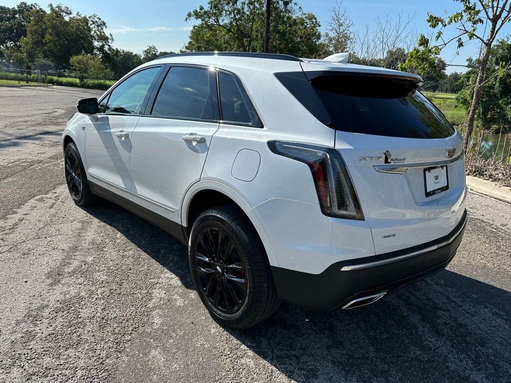 New 2025 CADILLAC XT5 Sport SUV
