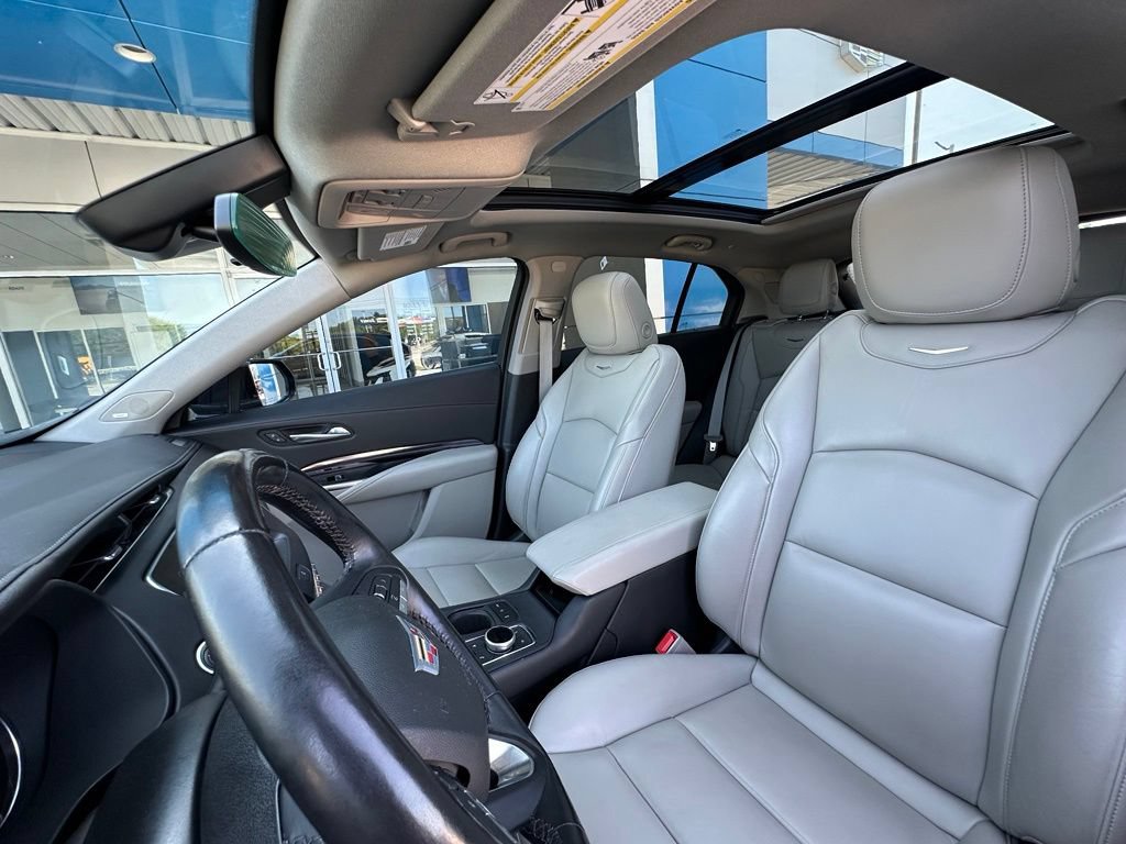 2022 Cadillac XT4 Luxury - Photo 13