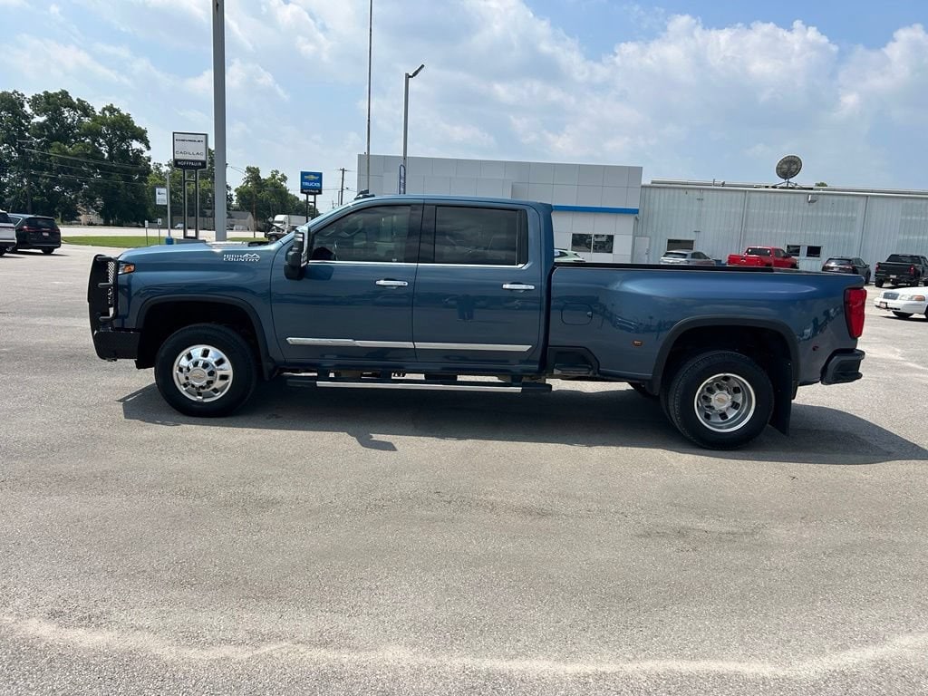 Used 2025 Chevrolet Silverado 3500 HD High Country DRW Truck