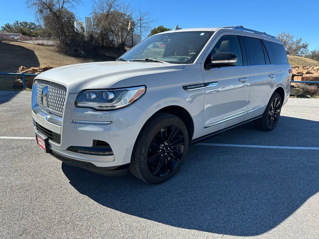 Used 2024 Lincoln Navigator Reserve