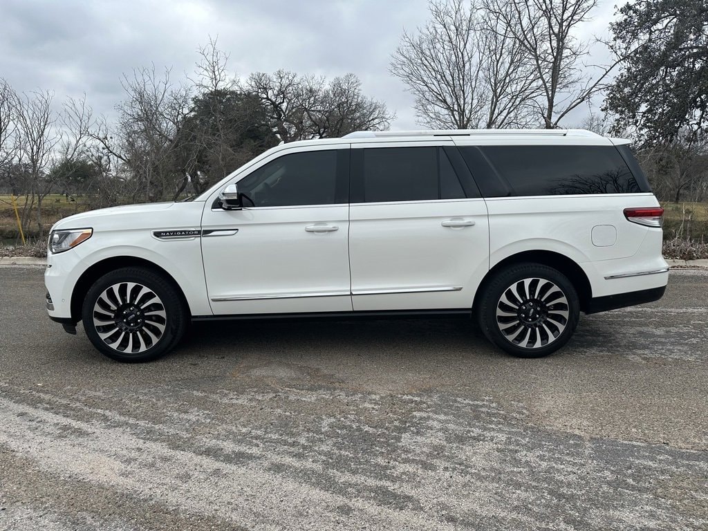 Used 2024 Lincoln Navigator L Black Label