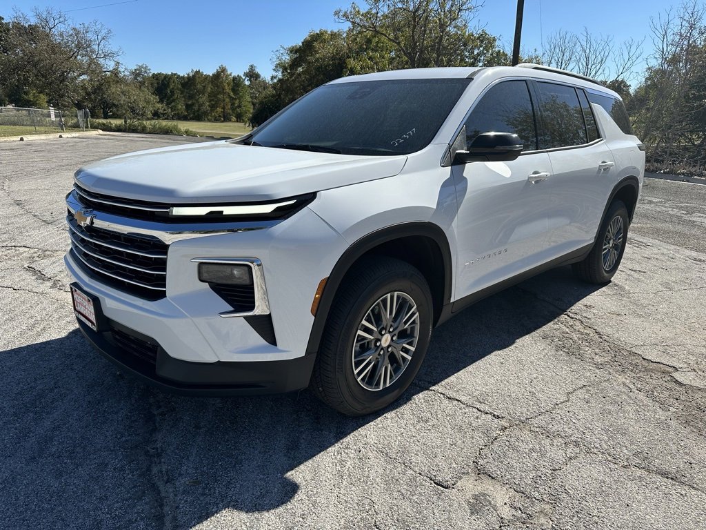 2026 Chevrolet Traverse LT's photo
