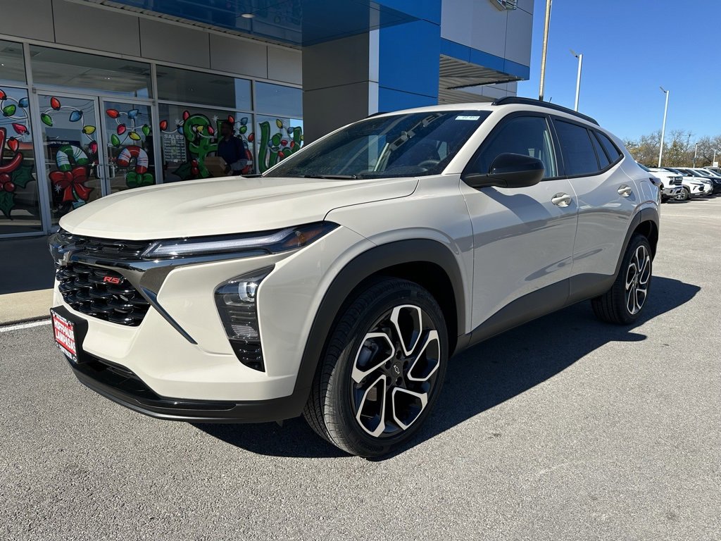 2026 Chevrolet Trax RS's photo