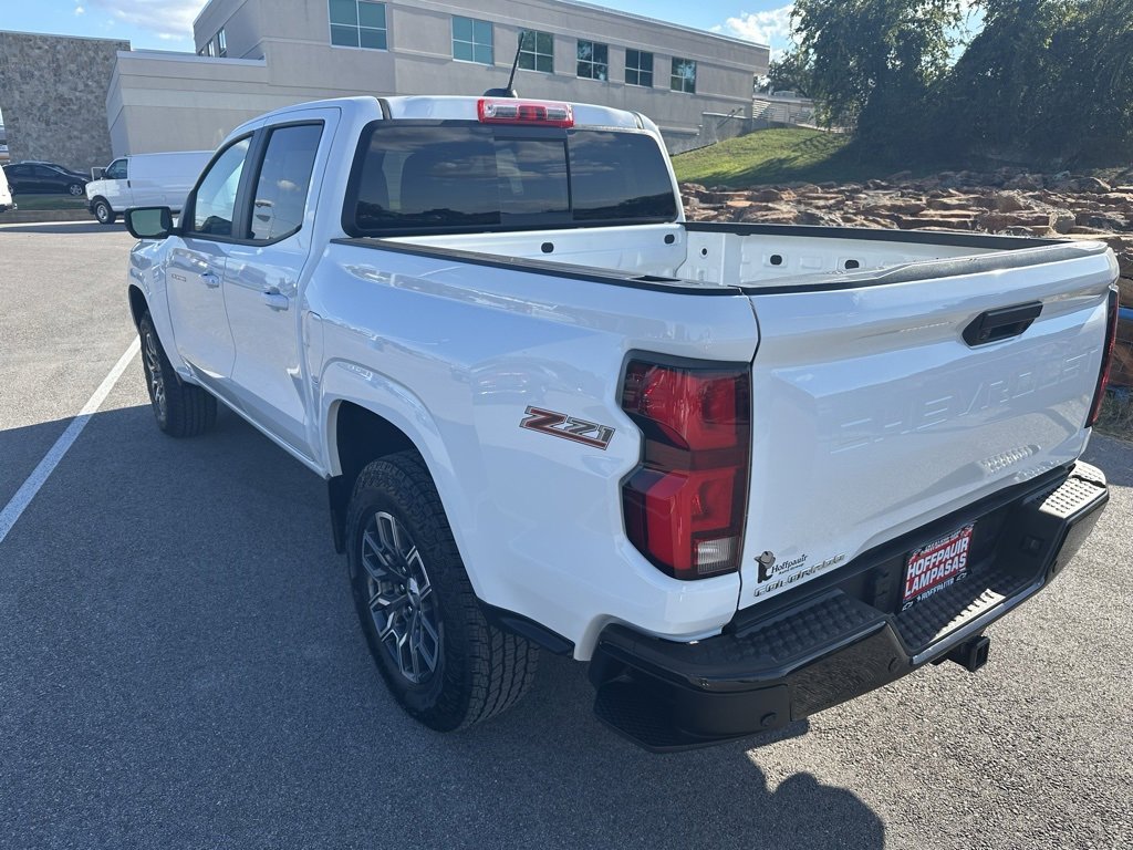 2024 Chevrolet Colorado Z71 photo 3