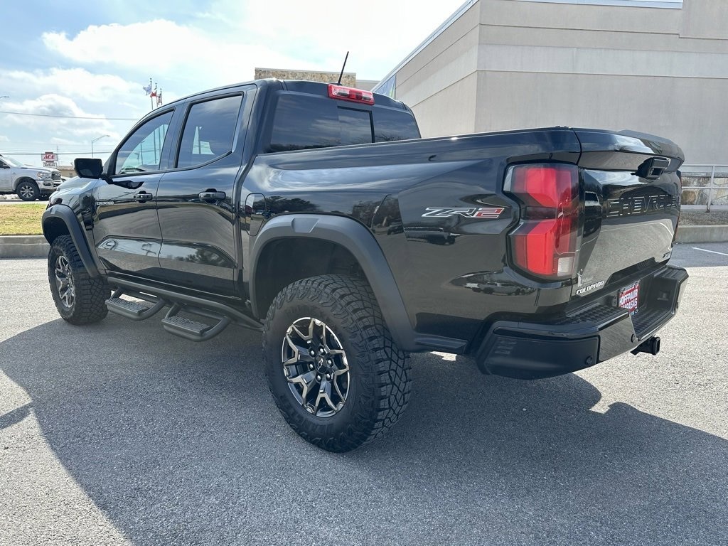 Used 2025 Chevrolet Colorado ZR2 Truck