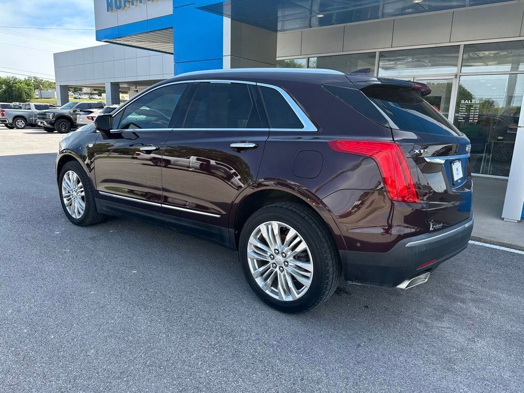 Used 2017 Cadillac XT5 Premium Luxury with VIN 1GYKNCRS8HZ232671 for sale in Lampasas, TX