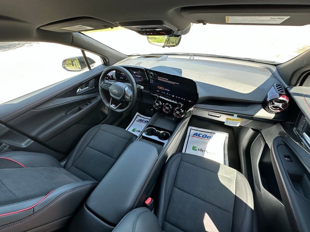2025 Chevrolet Blazer EV RS - Photo 17