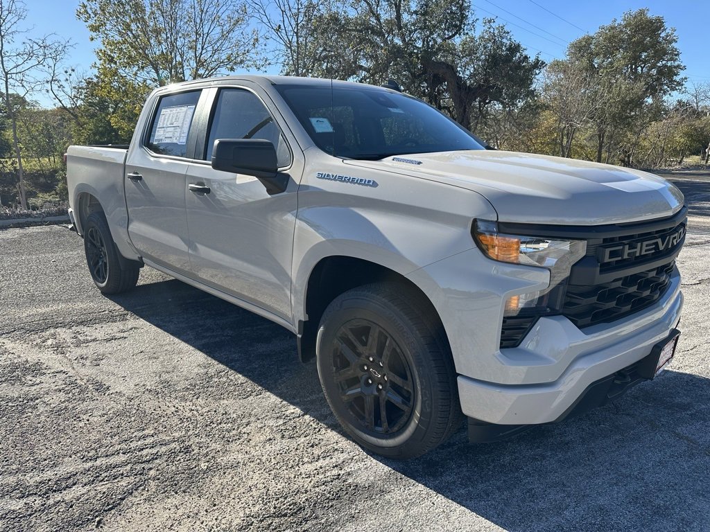 2026 Chevrolet Silverado 1500 Custom photo 4
