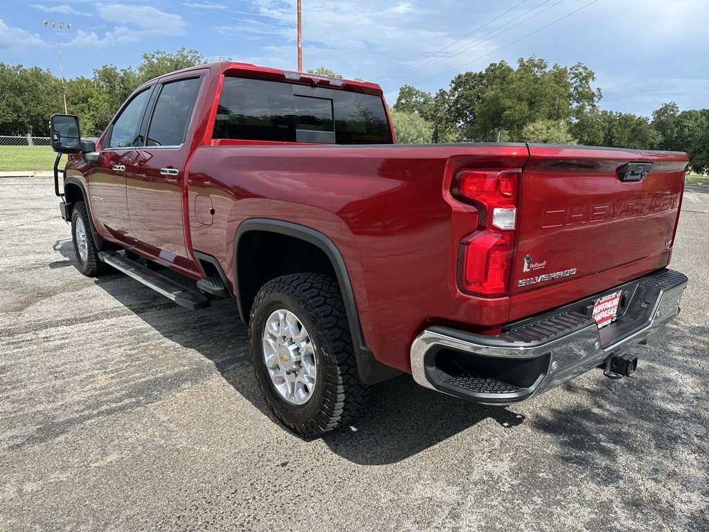 2022 Chevrolet Silverado 3500HD LTZ photo 3