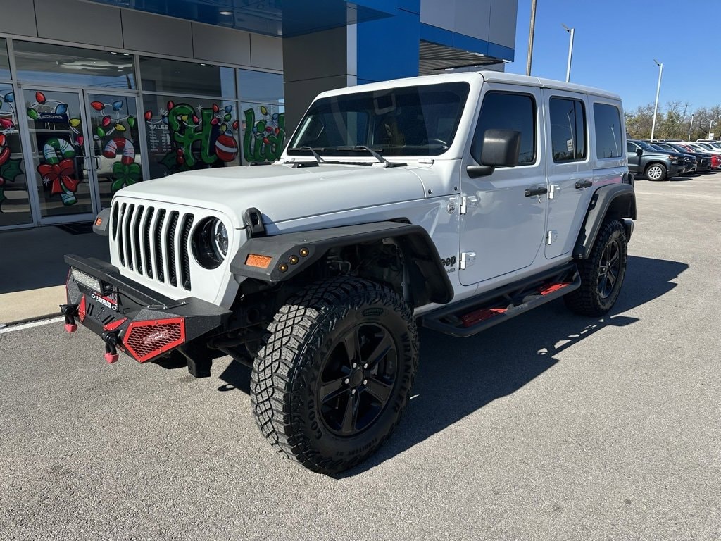 2019 Jeep Wrangler Unlimited Sahara Altitude's photo