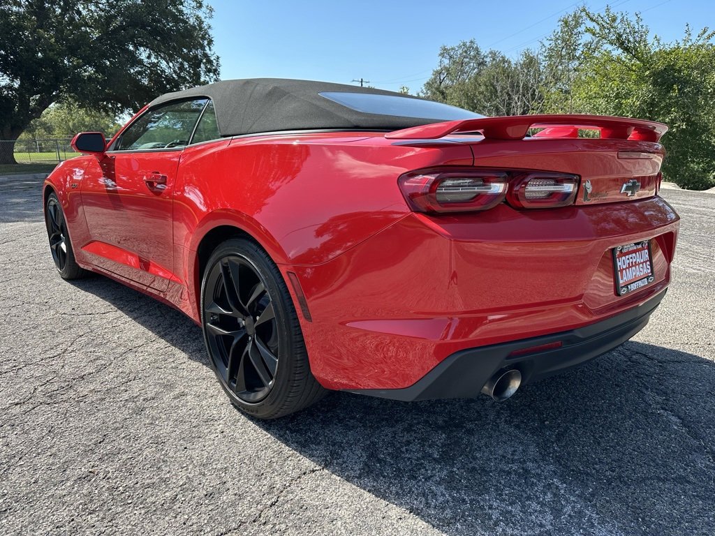2023 Chevrolet Camaro LT1 photo 3