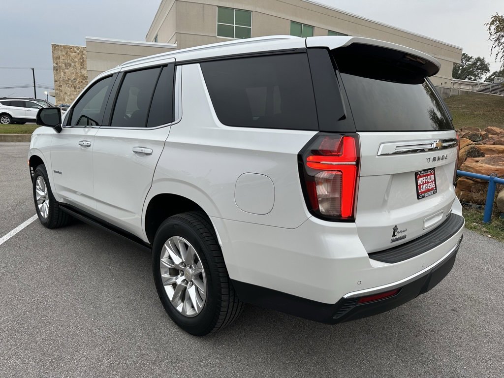 2021 Chevrolet Tahoe Premier photo 2